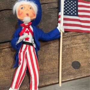 Anna Lee Patriotic 3-6 inch dolls all unique and different . Good condition .